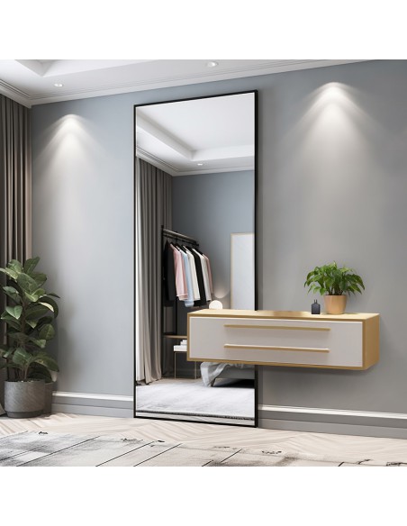 Modern nagyméretű tükör fakeretben, szekrénykivágással 1503