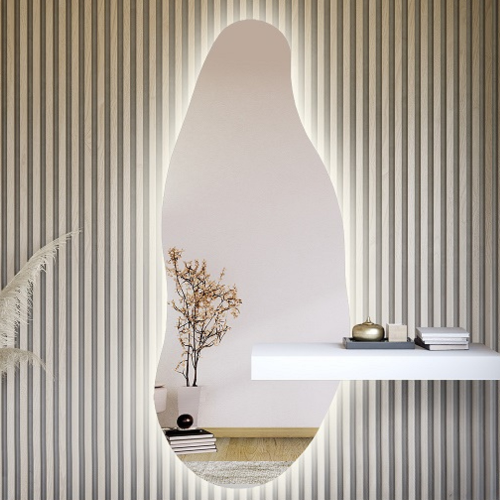 Szabálytalan alakú tükör szekrénykivágással és megvilágítással - BARYT LED 2