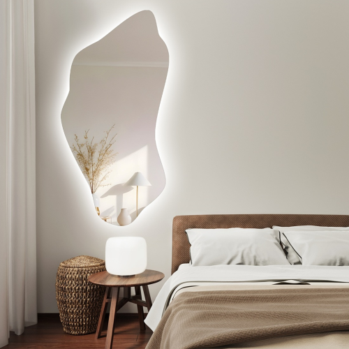 Szabálytalan alakú tükör háttérvilágítással - PIENA LED