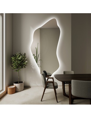 Szabálytalan alakú tükör háttérvilágítással - PIENA LED