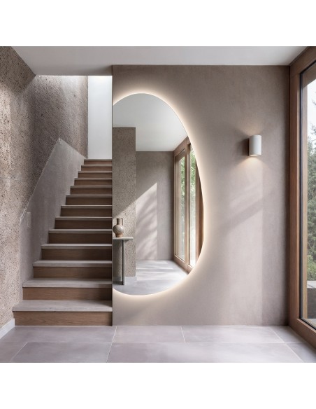 Szerves formájú tükör megvilágítással – TURMALIN LED