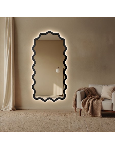 Félkör alakú tükör hullámos MDF keretben, háttérvilágítással – AQUARELLE SONA LED