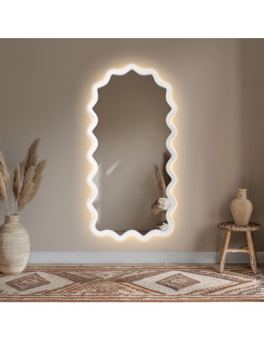 Félkör alakú tükör hullámos MDF keretben, háttérvilágítással – AQUARELLE SONA LED