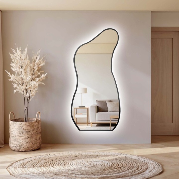Szervesen formázott tükör keretben megvilágítással - ANGELIT IN LED FRAME