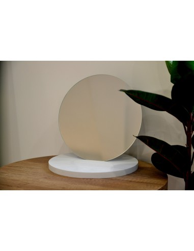 Dekoratív kerek sminktükör állványon - BLUM III